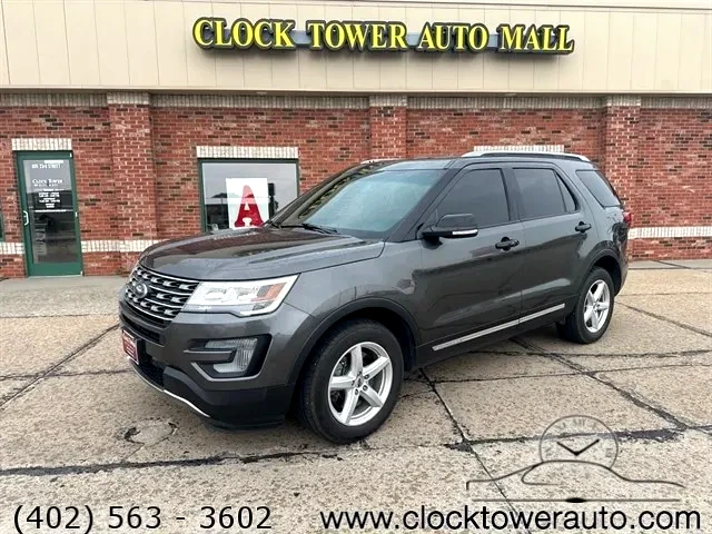 2017 Ford Explorer  Explorer in front of Clock Tower Mall Used car business