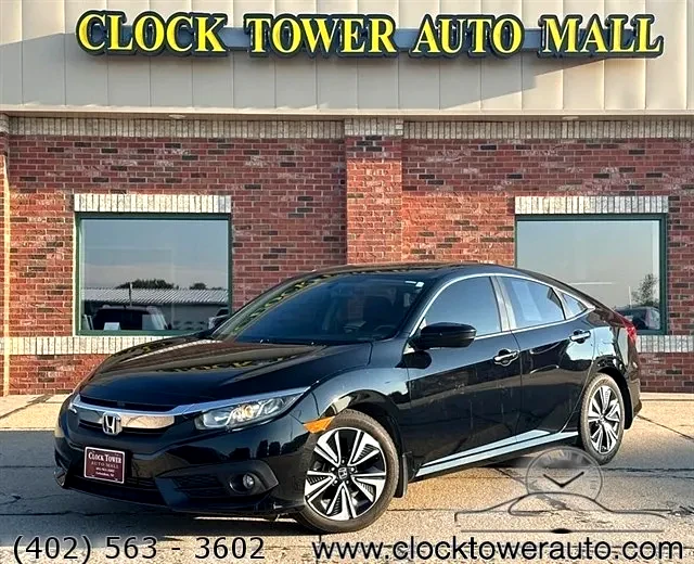 2018 Honda CIVIC  CIVIC in front of Clock Tower Mall Used car business